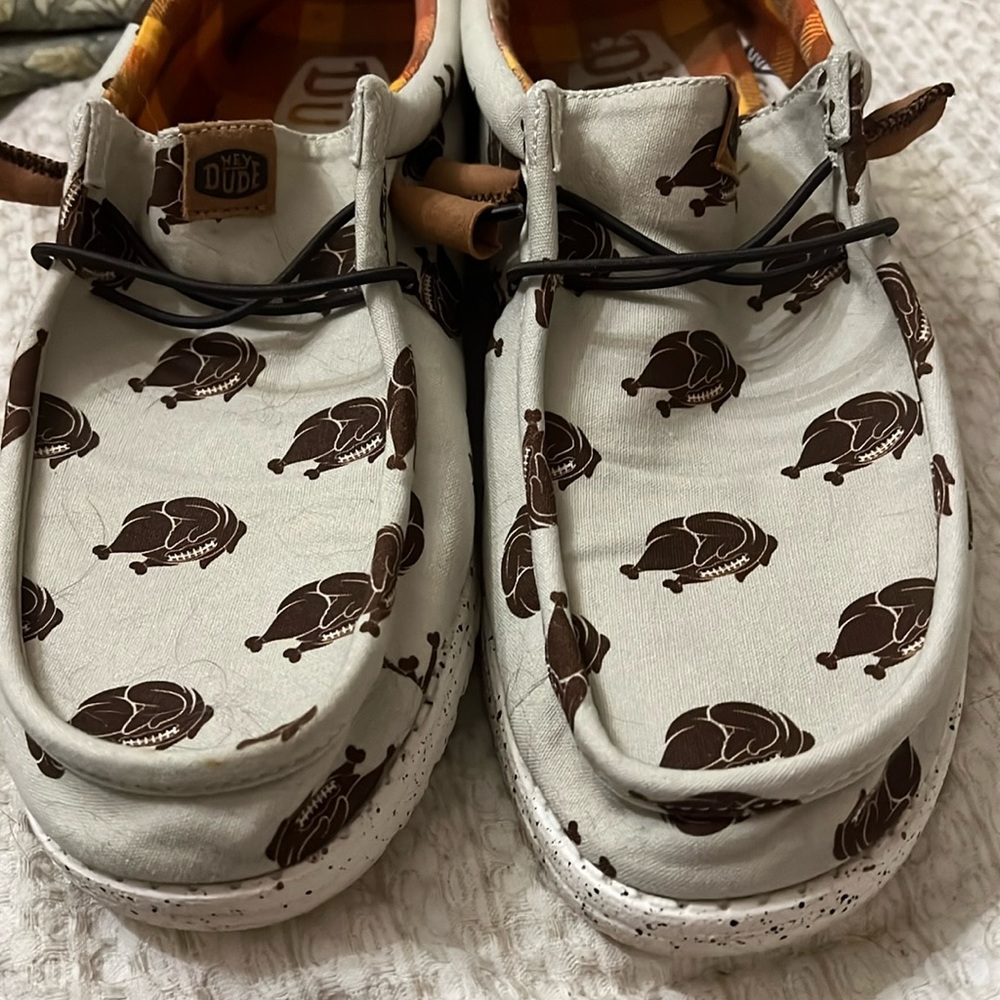 Hey Dudes size 12 lightly worn
